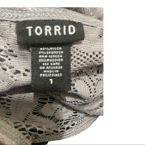 Torrid womens lace grey tank top. Size 1 plus size . Adjustable spaghett… - Picture 8 of 8